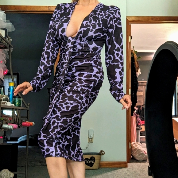Dresses & Skirts - Purple animal print V neck dress Medium